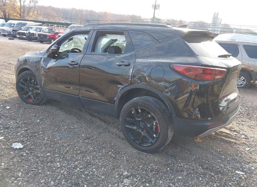 Photo 3 of 2024 Chevrolet Blazer AWD 3LT (VIN 3GNKBJRS2RS123986)