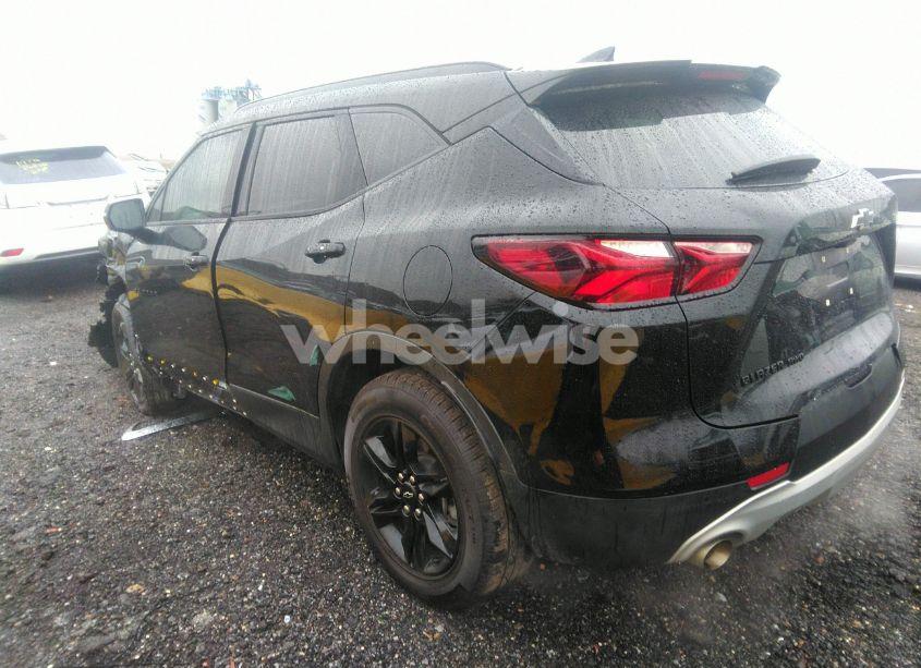 Photo 3 of 2022 Chevrolet Blazer AWD 3LT (VIN 3GNKBJRS4NS163321)