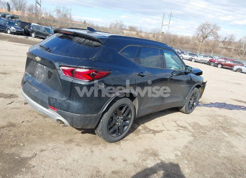 Photo 4 of 2022 Chevrolet Blazer AWD 3LT (VIN 3GNKBJRS4NS236932)