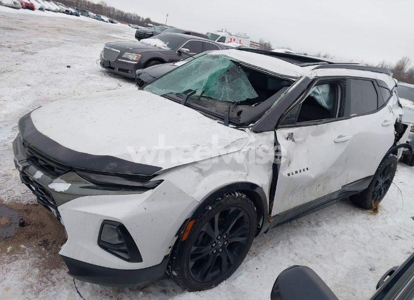 Photo 2 of 2019 Chevrolet Blazer RS (VIN 3GNKBJRS7KS685243)