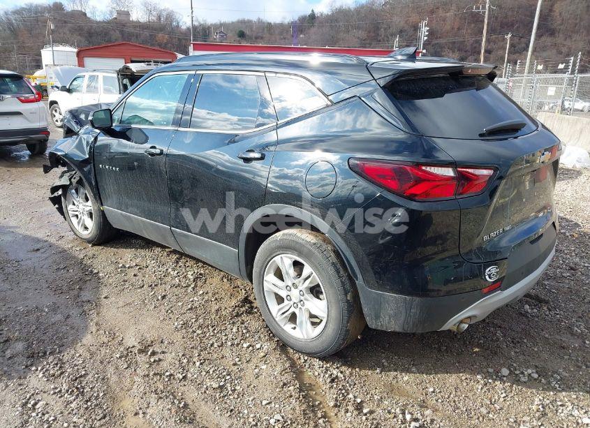 Photo 3 of 2020 Chevrolet Blazer AWD 3LT (VIN 3GNKBJRS8LS611556)