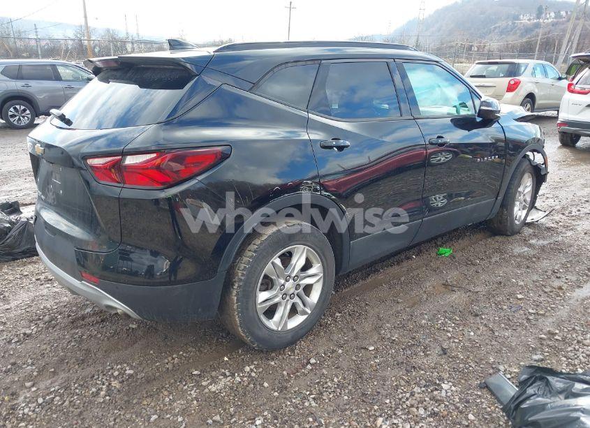 Photo 4 of 2020 Chevrolet Blazer AWD 3LT (VIN 3GNKBJRS8LS611556)