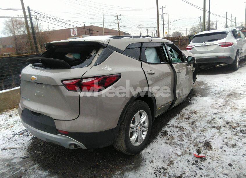 Photo 4 of 2021 Chevrolet Blazer AWD 3LT (VIN 3GNKBJRS8MS523446)