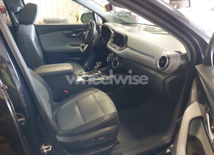 Photo 5 of 2020 Chevrolet Blazer AWD 3LT (VIN 3GNKBJRSXLS579127)