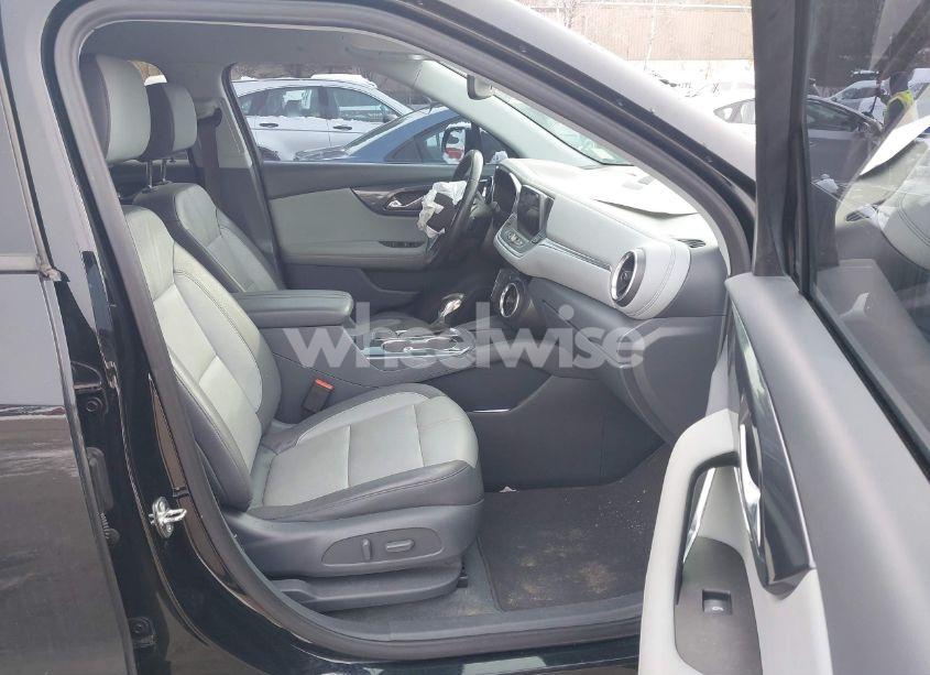 Photo 5 of 2020 Chevrolet Blazer AWD 3LT (VIN 3GNKBJRSXLS621909)