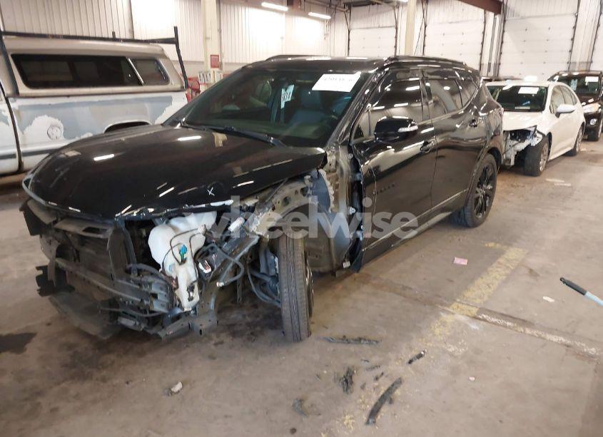 Photo 2 of 2020 Chevrolet Blazer AWD RS (VIN 3GNKBKRS0LS547342)