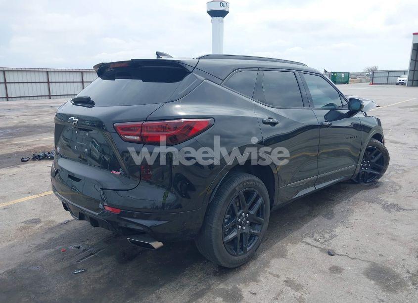 Photo 4 of 2023 Chevrolet Blazer AWD RS (VIN 3GNKBKRS0PS225810)