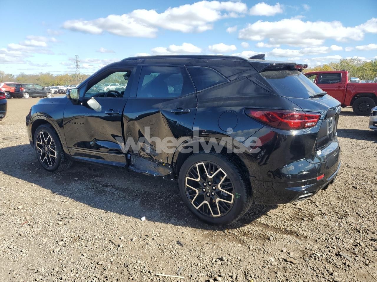 Photo 2 of 2025 CHEVROLET BLAZER RS (VIN 3GNKBKRS0SS109323)