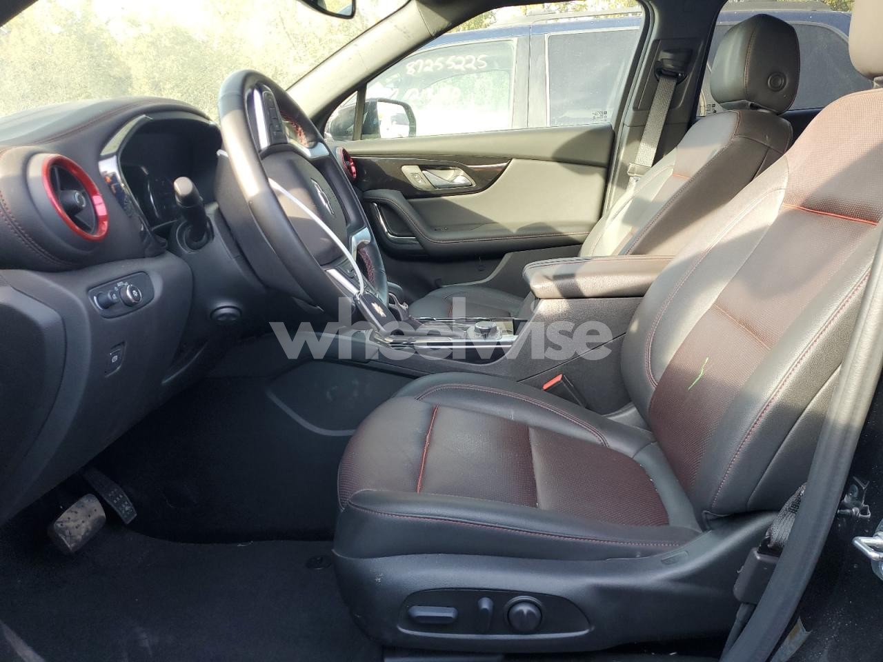 Photo 7 of 2025 CHEVROLET BLAZER RS (VIN 3GNKBKRS0SS109323)