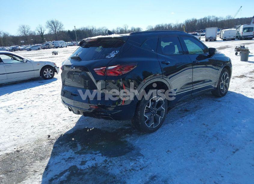 Photo 4 of 2022 Chevrolet Blazer AWD RS (VIN 3GNKBKRS1NS119556)