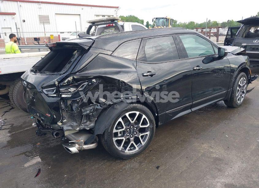 Photo 4 of 2024 Chevrolet Blazer AWD RS (VIN 3GNKBKRS1RS122026)