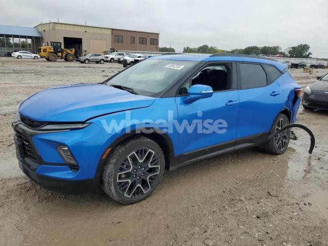 Photo 2 of 2025 CHEVROLET BLAZER RS (VIN 3GNKBKRS1SS115891)