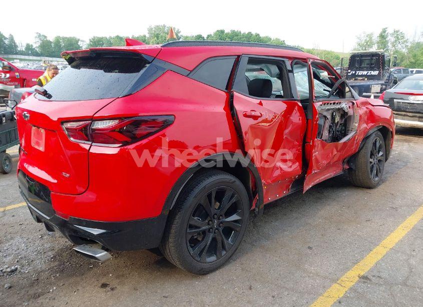 Photo 4 of 2020 Chevrolet Blazer RS (VIN 3GNKBKRS2LS610070)
