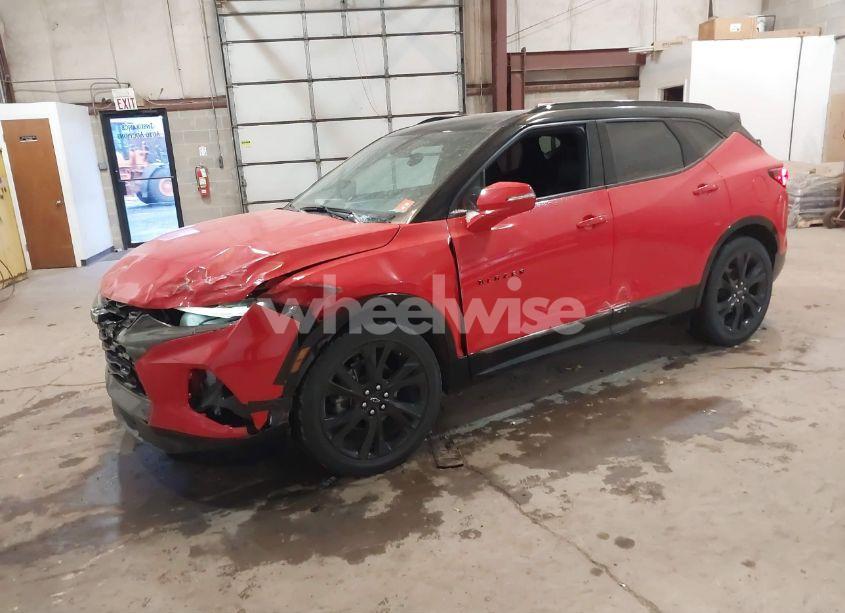 Photo 2 of 2022 Chevrolet Blazer AWD RS (VIN 3GNKBKRS2NS192919)