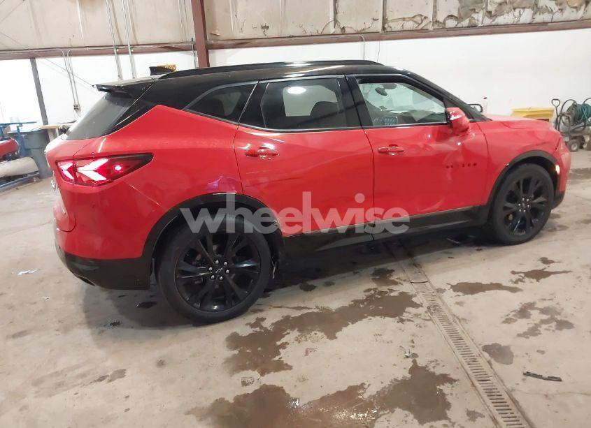 Photo 4 of 2022 Chevrolet Blazer AWD RS (VIN 3GNKBKRS2NS192919)