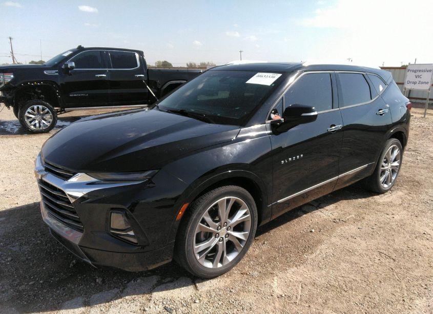 Photo 2 of 2019 Chevrolet Blazer PREMIER (VIN 3GNKBKRS3KS572153)