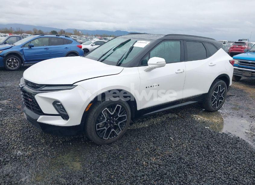 Photo 2 of 2024 Chevrolet Blazer AWD RS (VIN 3GNKBKRS4RS139337)