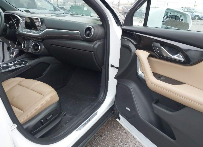 Photo 5 of 2019 Chevrolet Blazer PREMIER (VIN 3GNKBKRS5KS640372)