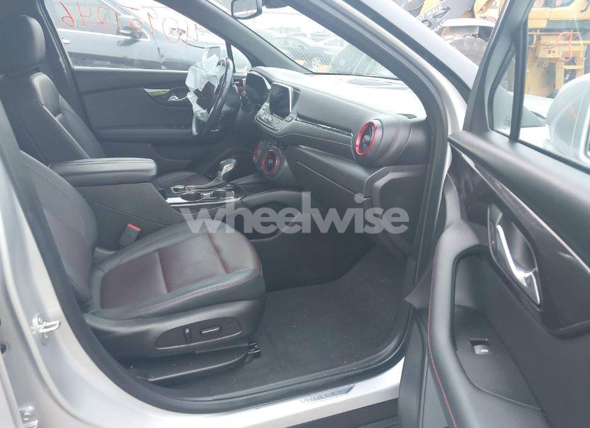 Photo 5 of 2020 Chevrolet Blazer AWD RS (VIN 3GNKBKRS5LS685572)