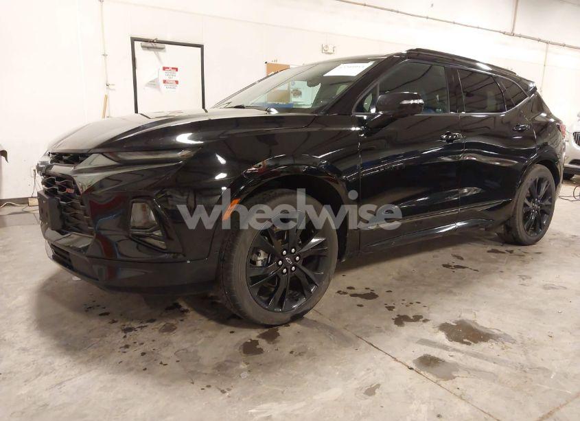 Photo 2 of 2021 Chevrolet Blazer AWD RS (VIN 3GNKBKRS5MS552537)
