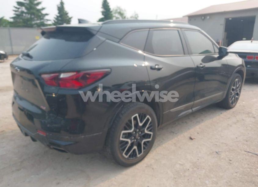 Photo 4 of 2022 Chevrolet Blazer AWD RS (VIN 3GNKBKRS5NS181607)