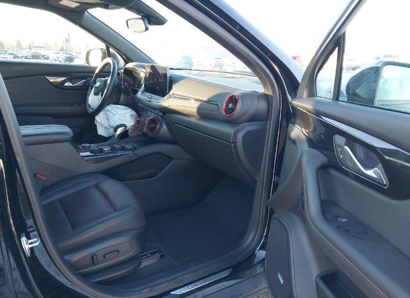 Photo 5 of 2023 Chevrolet Blazer AWD RS (VIN 3GNKBKRS5PS226922)