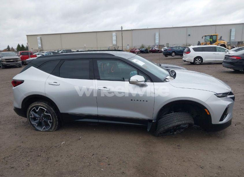 Photo 13 of 2022 Chevrolet Blazer AWD RS (VIN 3GNKBKRS8NS141490)