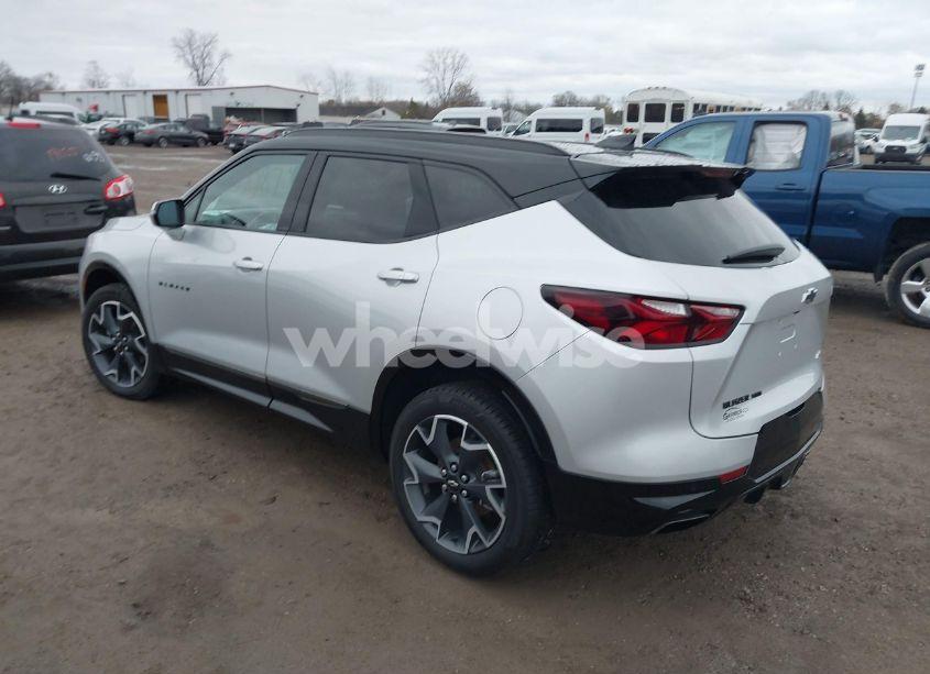 Photo 3 of 2022 Chevrolet Blazer AWD RS (VIN 3GNKBKRS8NS141490)