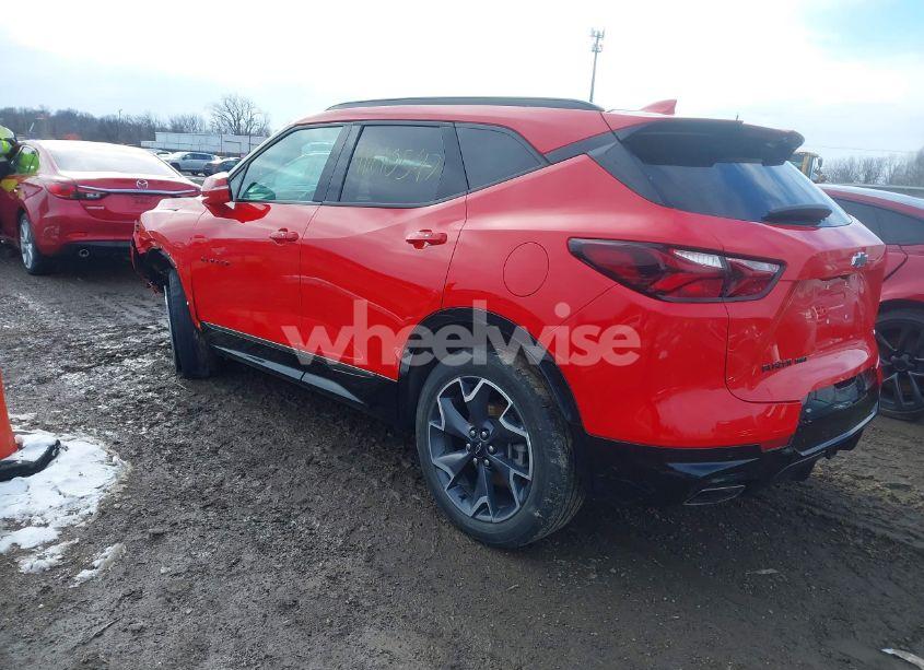 Photo 3 of 2022 Chevrolet Blazer AWD RS (VIN 3GNKBKRS8NS172965)