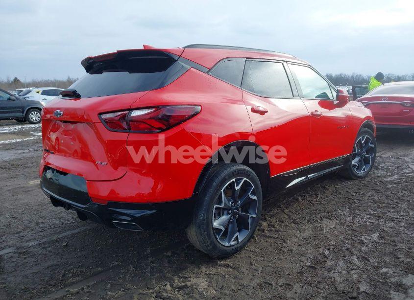 Photo 4 of 2022 Chevrolet Blazer AWD RS (VIN 3GNKBKRS8NS172965)