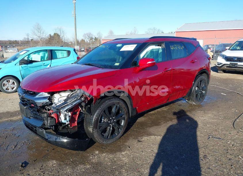 Photo 2 of 2022 Chevrolet Blazer AWD RS (VIN 3GNKBKRS9NS142423)