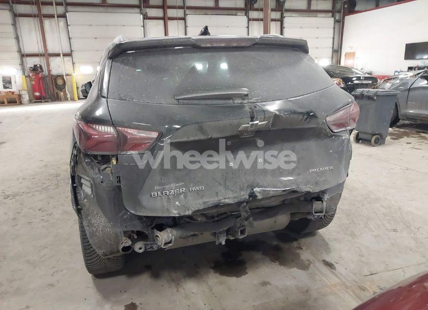 Photo 6 of 2019 Chevrolet Blazer PREMIER (VIN 3GNKBKRSXKS595297)