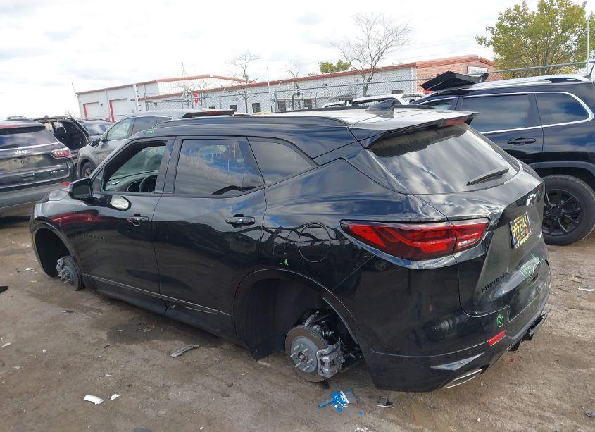 Photo 3 of 2024 Chevrolet Blazer AWD RS (VIN 3GNKBKRSXRS270336)
