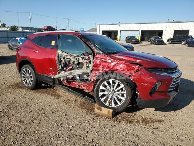 Photo 3 of 2025 CHEVROLET BLAZER PREMIER N/A (VIN 3GNKBLRS1SS182741)