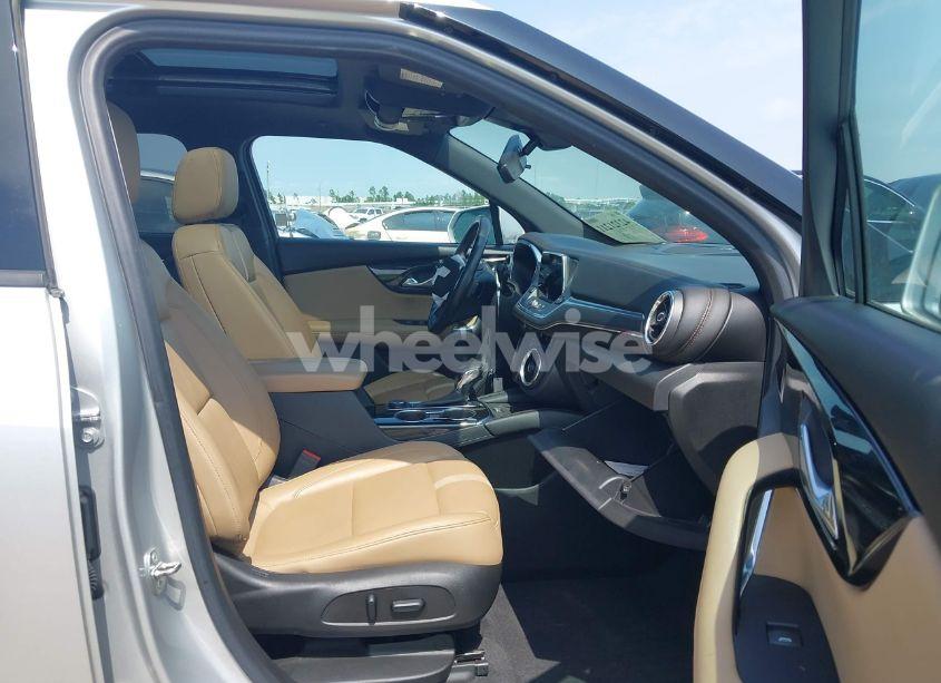 Photo 5 of 2020 Chevrolet Blazer AWD PREMIER (VIN 3GNKBLRS2LS570188)