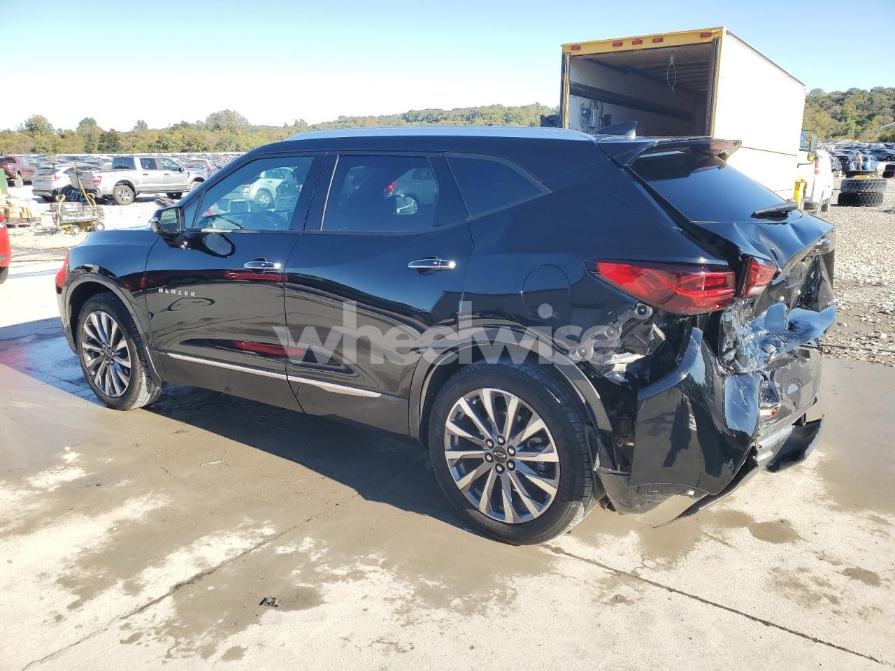 Photo 2 of 2025 CHEVROLET BLAZER PREMIER N/A (VIN 3GNKBLRSXSS125728)