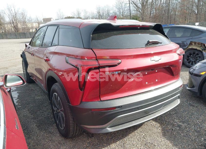 Photo 3 of 2024 Chevrolet Blazer EV EAWD 2LT (VIN 3GNKDBRJ4RS225099)