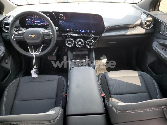 Photo 5 of 2024 CHEVROLET BLAZER 2LT (VIN 3GNKDBRJ5RS212460)