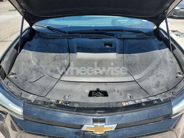 Photo 4 of 2024 CHEVROLET BLAZER 2LT (VIN 3GNKDBRJ6RS199685)