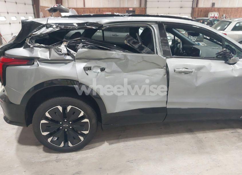 Photo 6 of 2024 Chevrolet Blazer EV EAWD RS (VIN 3GNKDCRJ7RS159749)