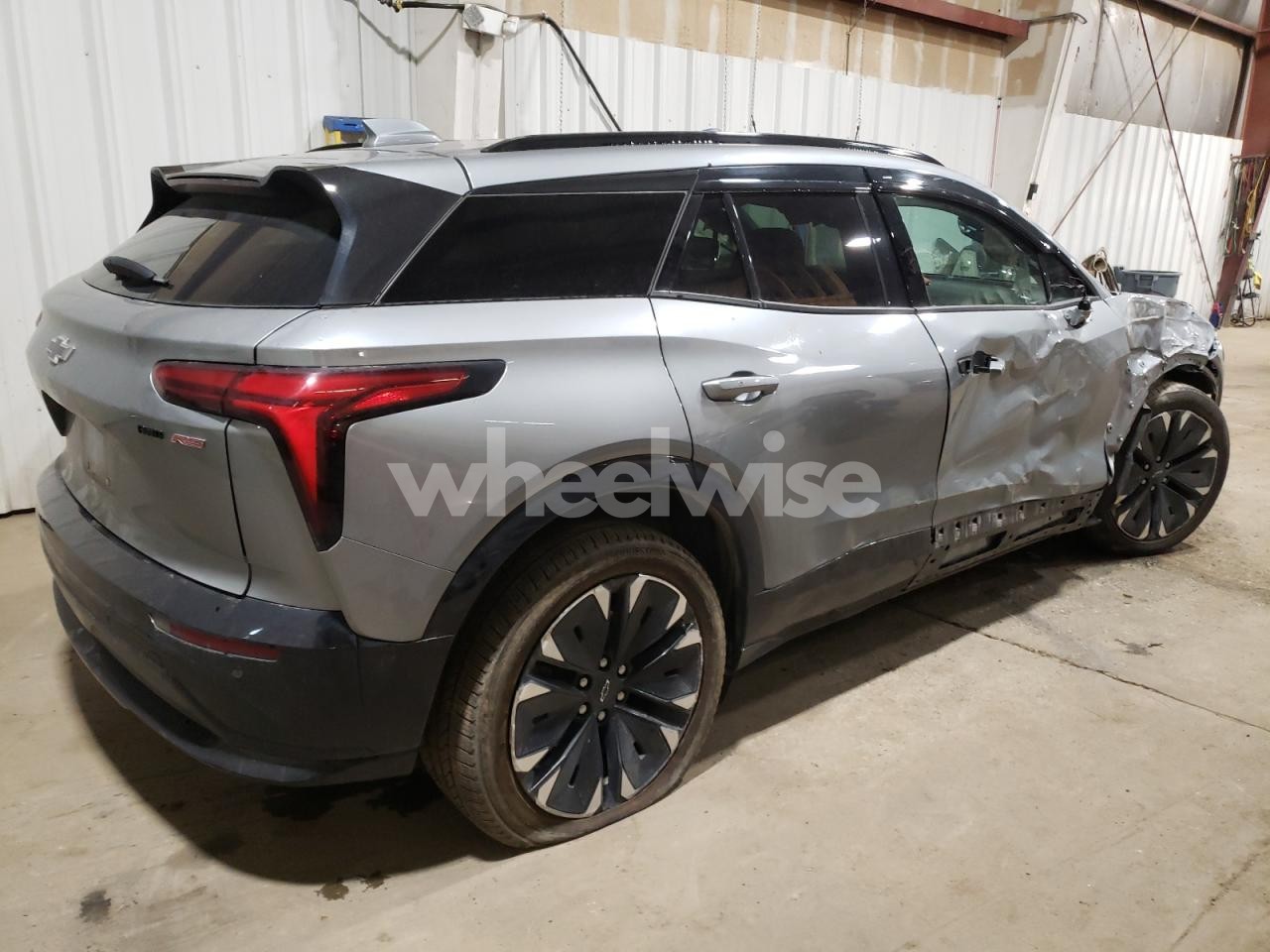 Photo 3 of 2024 CHEVROLET BLAZER RS (VIN 3GNKDCRJ8RS249637)