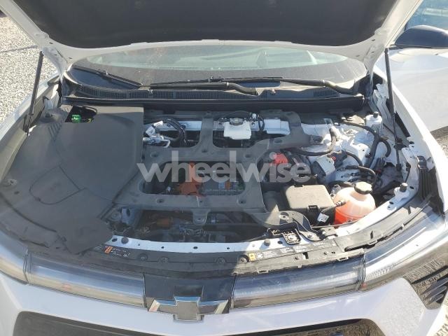 Photo 8 of 2024 CHEVROLET BLAZER RS (VIN 3GNKDHRK5RS219338)