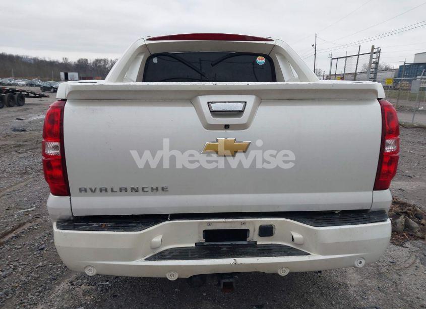 Photo 16 of 2012 Chevrolet Avalanche 1500 LTZ (VIN 3GNMCGE03CG254318)