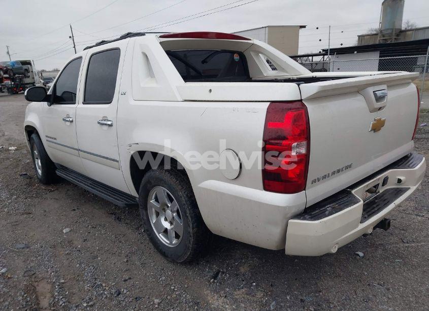 Photo 3 of 2012 Chevrolet Avalanche 1500 LTZ (VIN 3GNMCGE03CG254318)