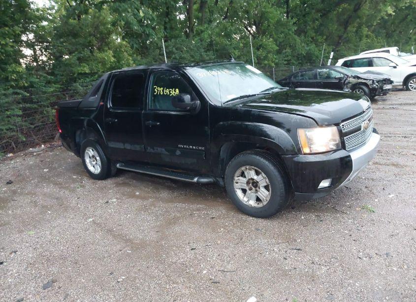 2011 Chevrolet Avalanche 1500 LT1 (VIN 3GNTKFE31BG219049) main photo