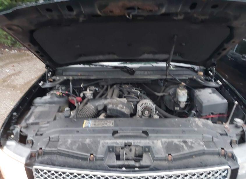 Photo 10 of 2011 Chevrolet Avalanche 1500 LT1 (VIN 3GNTKFE31BG219049)