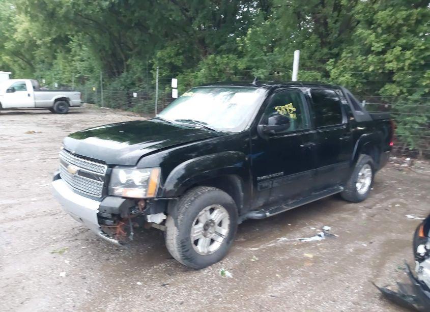 Photo 2 of 2011 Chevrolet Avalanche 1500 LT1 (VIN 3GNTKFE31BG219049)