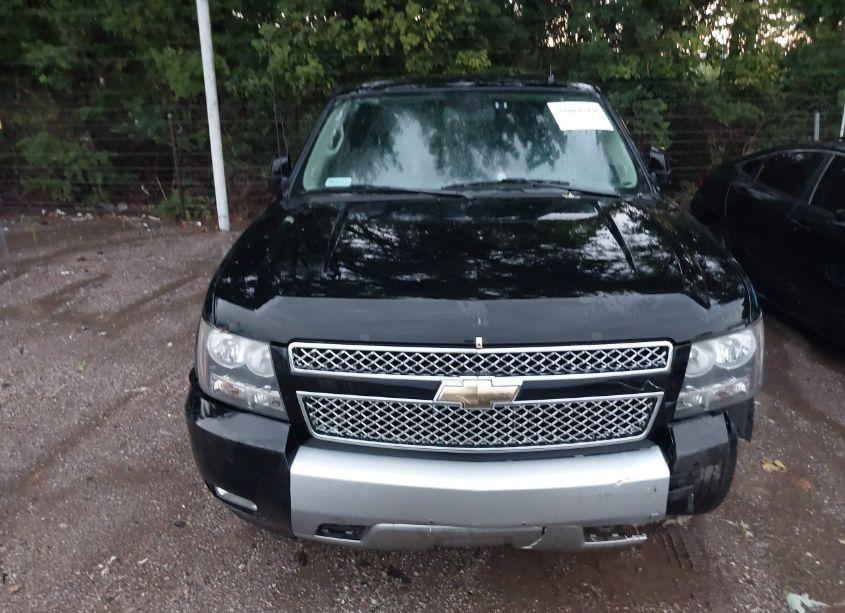 Photo 6 of 2011 Chevrolet Avalanche 1500 LT1 (VIN 3GNTKFE31BG219049)