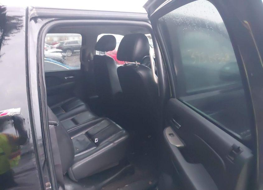 Photo 8 of 2011 Chevrolet Avalanche 1500 LT1 (VIN 3GNTKFE31BG219049)