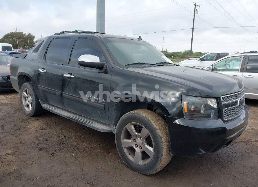 2011 Chevrolet Avalanche 1500 LT1 (VIN 3GNTKFE33BG187267) main photo